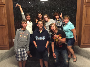 photo senior goodbye